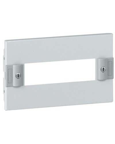 Панель лицевая Legrand 020304 в Ижевске Аксессуары для стоек и шкафов Pintop.ru