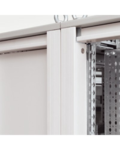 Облицовка Legrand 020563 в Ижевске Аксессуары для стоек и шкафов Pintop.ru