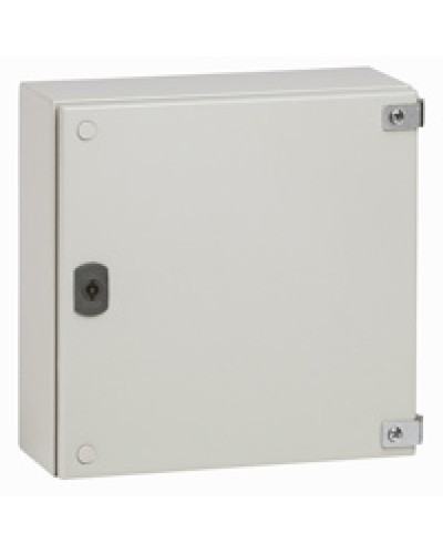 Промышленная коробка Atlantic металлическая квадратная IP66 IK10 300x300x120 мм RAL 7035 Legrand 035608 в Ижевске Щиты электрические Pintop.ru