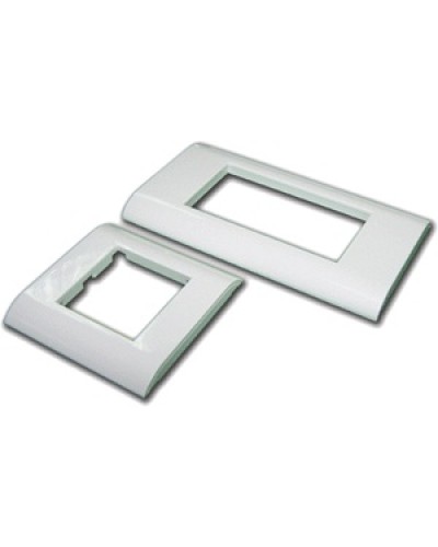 Накладка пластиковая TWT-FR45x90 в Ижевске Аксессуары для стоек и шкафов Pintop.ru