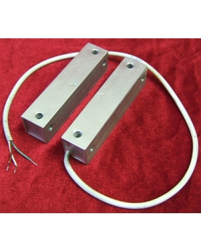 Извещатель охранный магнитоконтактный Магнито-Контакт ИО 102-26 исп.251 (металлорукав из нержавеющей стали) в Ижевске Извещатели охранные Pintop.ru