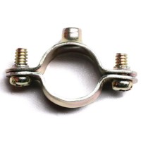 Хомут стальной с внутренней резьбой М6, д.6мм DKC 58006